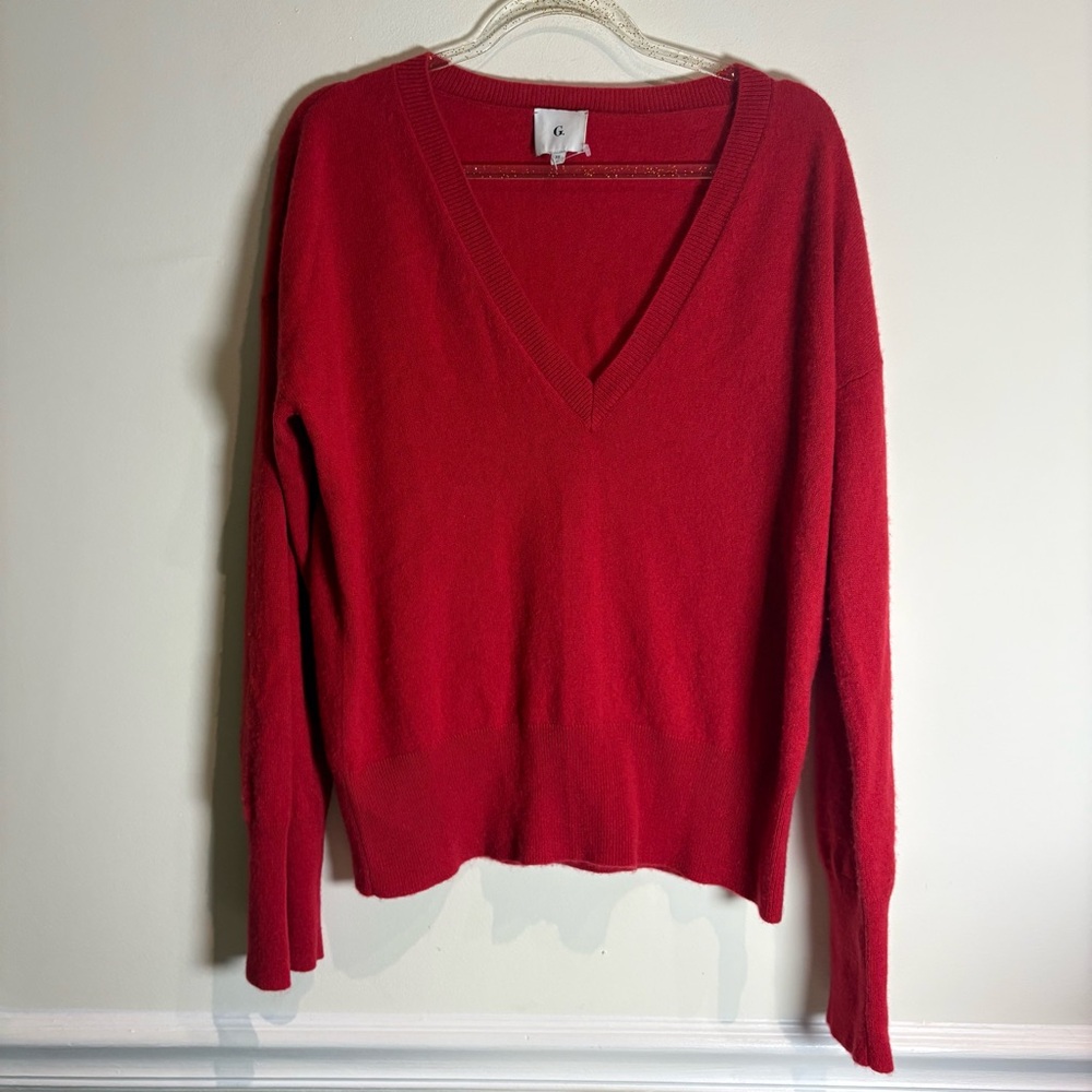 G. Label by Goop GWYN Red Cashmere The Boyfriend V-Neck Sweater XS - Picture 4 of 9